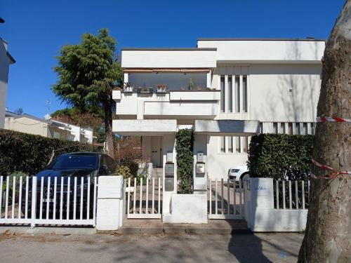 Cesenatico Apartment | CN008 - Cesenatico, nuovo bilocale a 30mt dal canale con posto auto