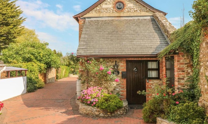 Colyton House | Coach Cottage