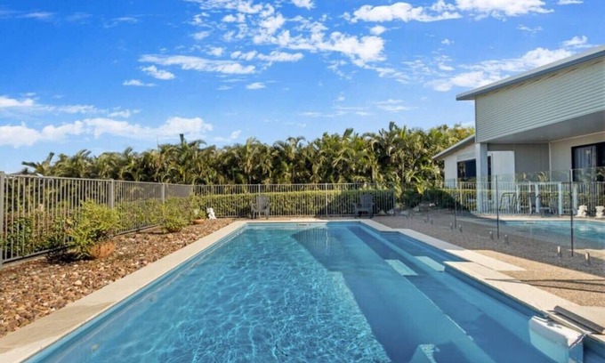 River Heads House | Coastal Comfort with Fraser Island Views