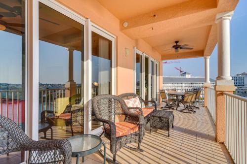Clearwater Beach Apartment | Coastal Condo with Harbor Views Steps to Beach!