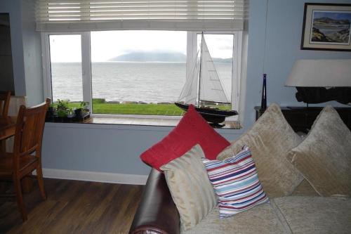 Waterville Apartment | Coastal Kerry Hideaway - Sleeps 6 & Free Parking