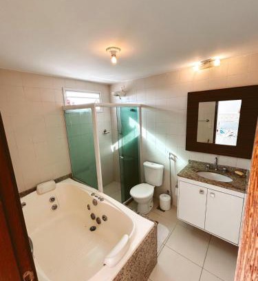 Centro Apartment | Cobertura com Banheira e Cama King