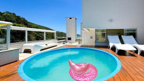Bombas Apartment | Cobertura com Piscina na praia de Bombas - BOM003