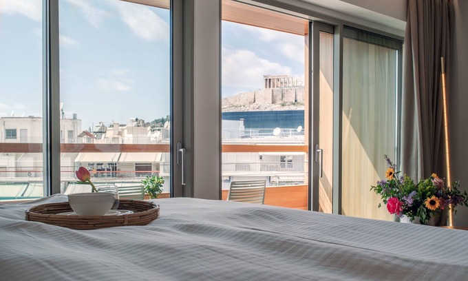 Makrigianni Hotel | COCO-MAT Athens BC