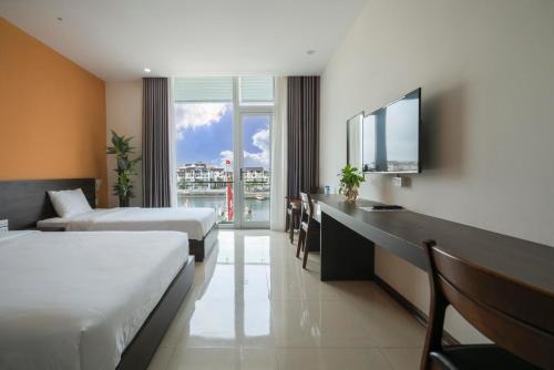 Ha Long Hotel | COCO Tuan Chau Hotel