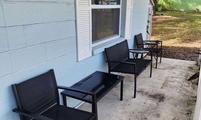 Cocoa Cottage | Cocoa Village Cottage