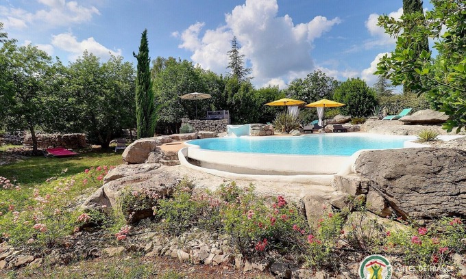 Labeaume Cottage | Cocon de Charme Près D'un Lagon Turquoise