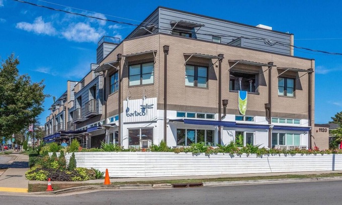 12 South Apartment | Coffee Shops, Restaurants, Bars, Salons and Boutiques, just steps away.