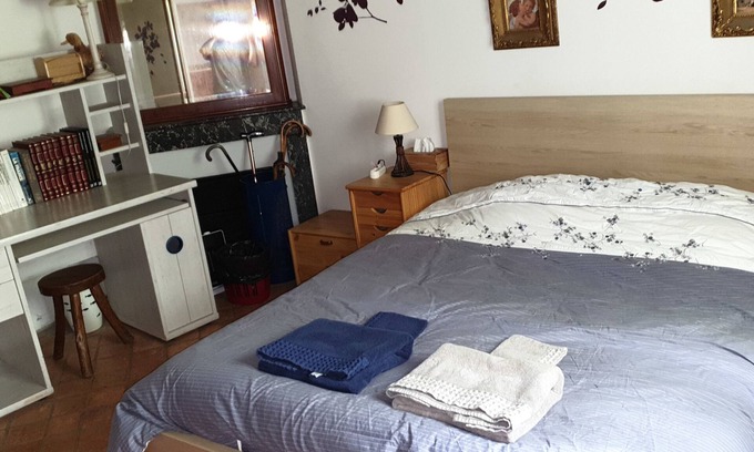 Saint-Denis-en-Val Bed & Breakfast | Coffret d'Avenir