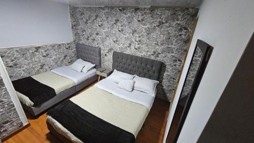 Campin Bed & Breakfast | Colisseum Roma - Vive Claro -El cubo movistar campin