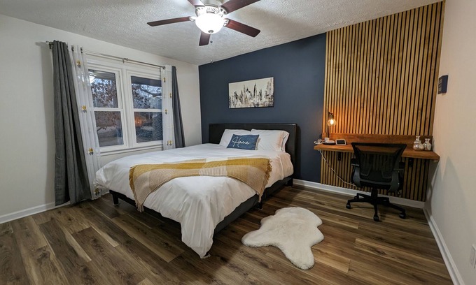 Marietta House | Colony Bungalow - Family & Groups - Modern Lux