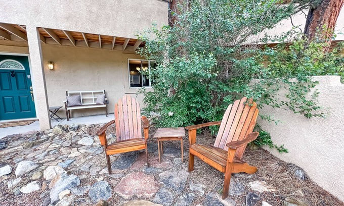 Cascade House | Colorado's best getaway and adventure located at the base of Pikes Peak #1