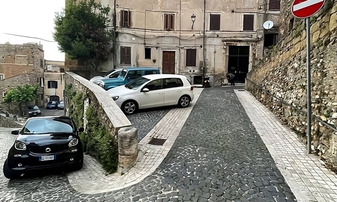 Tivoli House | Come discover the charms of Tivoli in Casetta Beatrice!