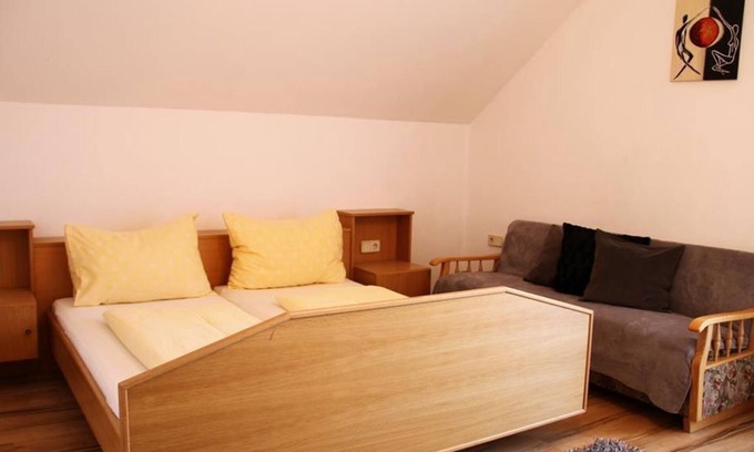 Unterburg am Klopeiner See Apartment | Comfort holiday apartment A - Holiday home Dominik