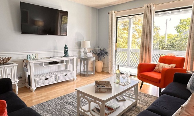 Myrtle Beach Condo | Comfort & Convenience Await at The Arbor