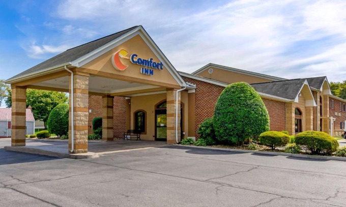 Atkins Hotel | Comfort Inn Atkins-Marion I-81