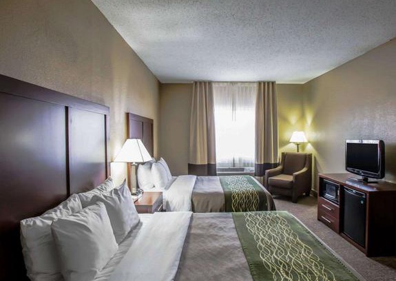 Morris Hotel | Comfort Inn Morris