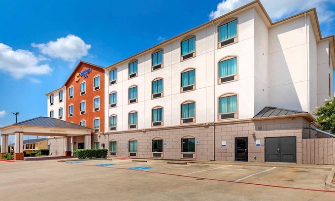 Denton Hotel | Comfort Inn Near UNT