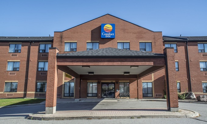 Port Hope Hotel | Comfort Inn Port Hope