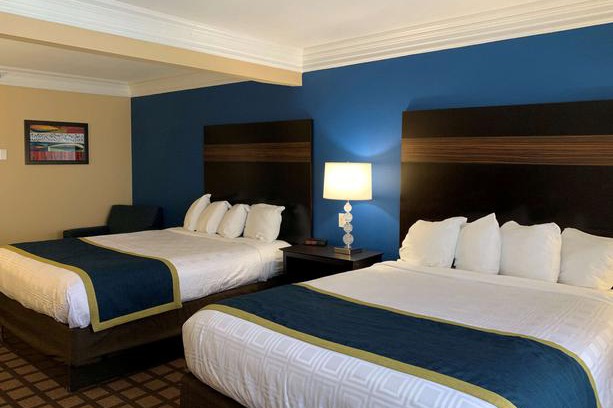 Oakdale Hotel | Comfort Inn Saint Paul East