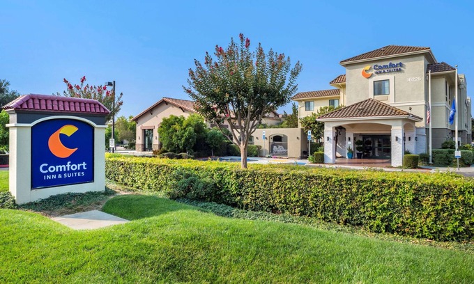 Morgan Hill Hotel | Comfort Inn South San Jose / Morgan Hill