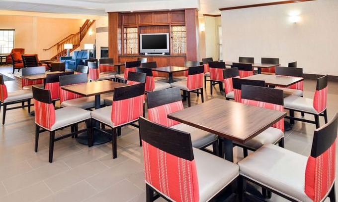 Morrisonville Hotel | Comfort Inn & Suites DeForest