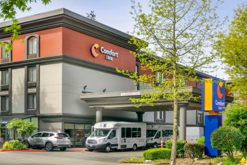 SeaTac Hotel | Comfort Inn & Suites Sea-Tac Airport
