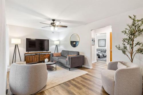 Cleveland Heights House | Comfort & Style - Mins to CLE Clinic - Family Friendly