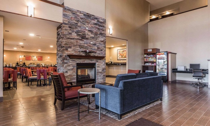 Fort Wayne Hotel | Comfort Suites North