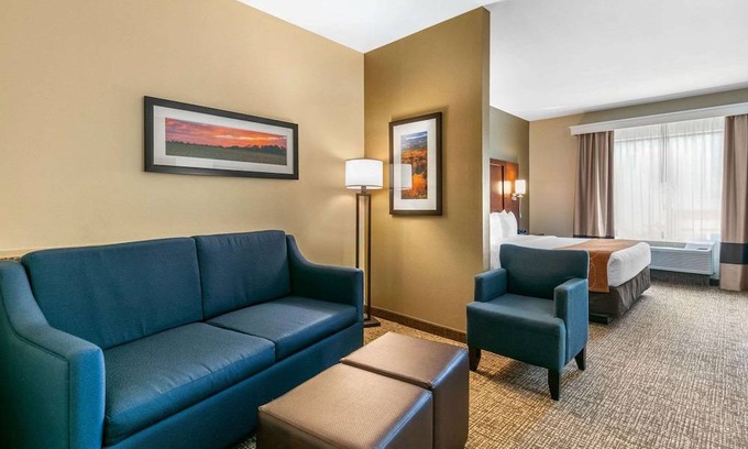 Forrest City Hotel | Comfort Suites Forrest City