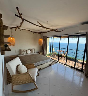 Santiago Apartment | Comfort Viewpoint Sesimbra - parking at center
