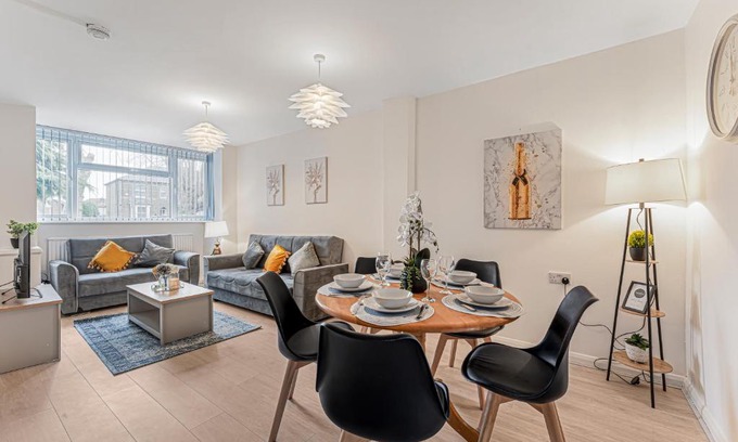 Yiewsley House | Comfort Zone