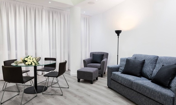 Los Llanos Apartment | Comfortable Suite in Los Llanos de Aridane