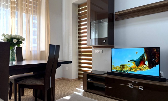 Kentron Apartment | Comfortable 2-bedroom apartment with AC in the center of Yerevan