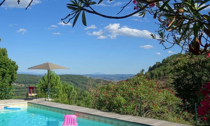 Chassiers House | Comfortable 4* South-Ardèche house, airco sleeping rooms, pool, panoramic view
