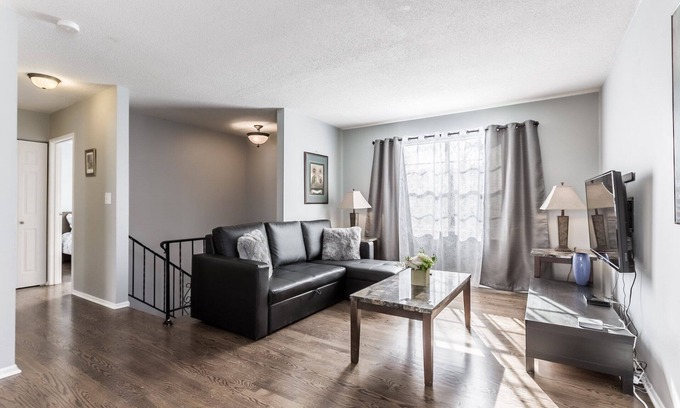 Lenexa House | Comfortable and elegant 3BDR duplex, unit # 2