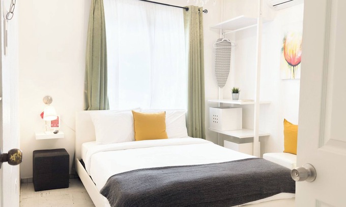 Aibonito Hostel | Comfortable and Elegant Aibonito Hotel/FREE PARKING & WIFI/GOOD AREA - 207
