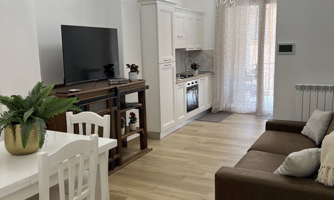 Terrasini House | Comfortable apartment near the sea and near Palermo, Sicily