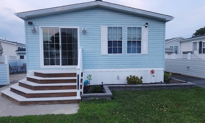 Assateague Pointe Cottage | Comfortable cottage in gated community, 5 mins to OC and Assateague