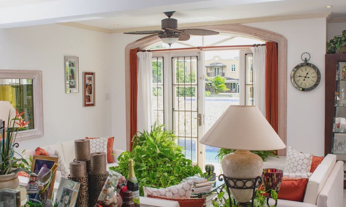 Warners Apartment | Comfortable, cozy, private bedroom in a lovely private residence