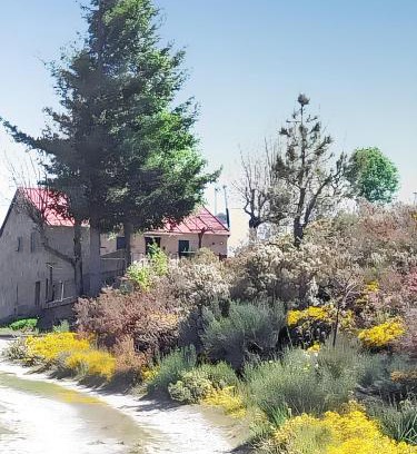 Penhas da Saude House | Comfortable house in Cortes do Meio with garden