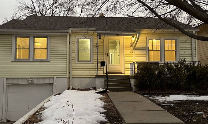 Benson House | Comfortable house with three bedrooms and two bathrooms