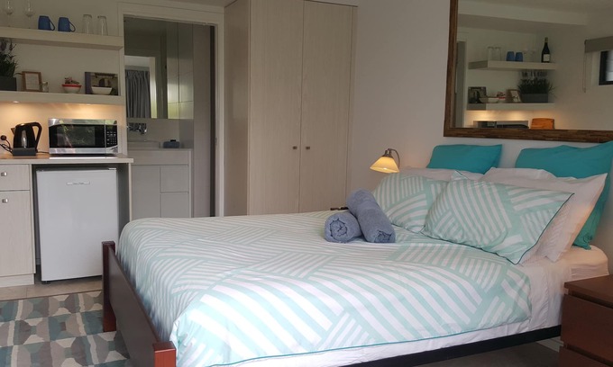 Woolloongabba Apartment | Comfortable, modern, private studio close to CBD