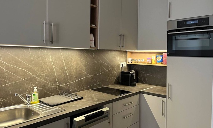 Vizafogo Apartment | Comfortable place on the Marina port