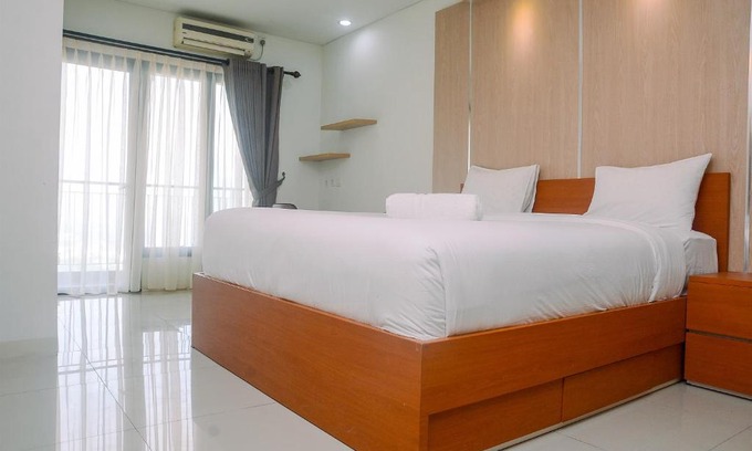 Senayan Apartment | Comfortable Studio Apartment at Tamansari Semanggi By Travelio