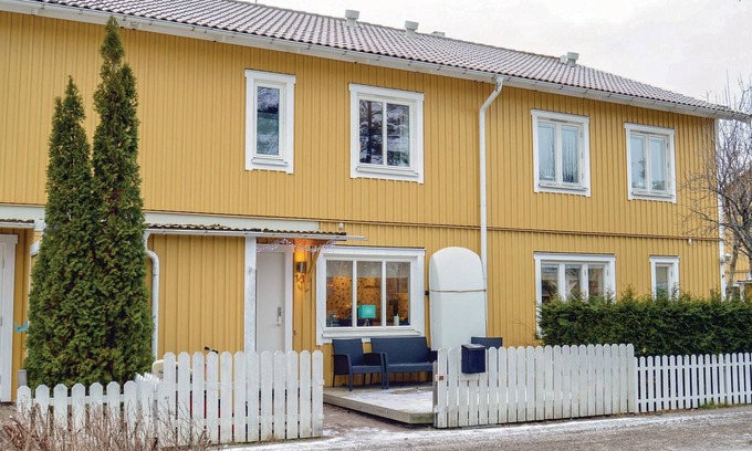 Gustavsberg House | Comfortable summer accommodation, perfect for the family with children. In the small garden you can