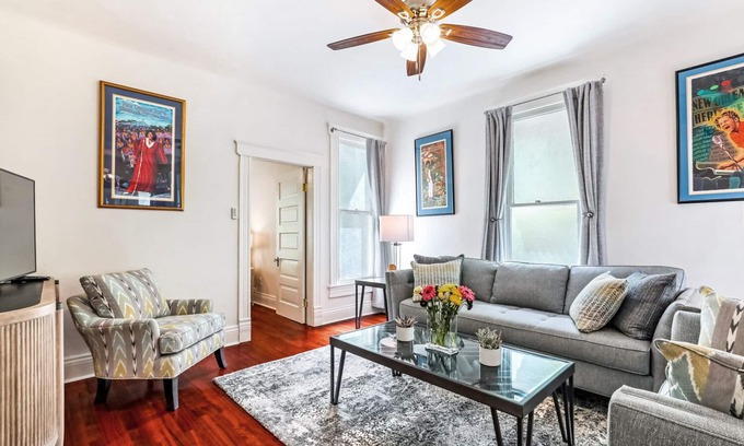 Treme House | Comfy Esplanade Ave Victorian