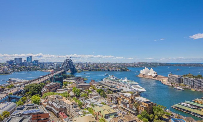 The Rocks Apartment | Comfy One Bedroom Apartment In Heart of The Rocks