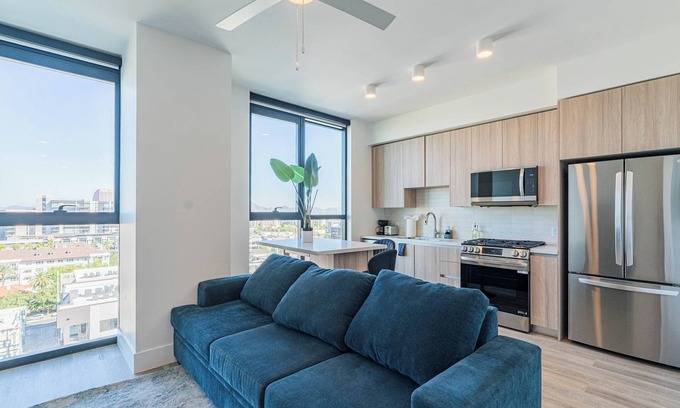 Evans Churchill Apartment | Comfy1BR w/Pool, Fitness Center & Washer/Dryer