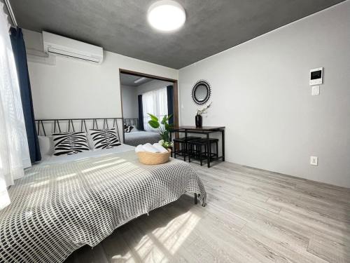 Minamiotsuka Apartment | Comma House Otsuka 102